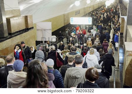 Moscow, Russia, December, 17, 2014: the Moscow metro during peak hour