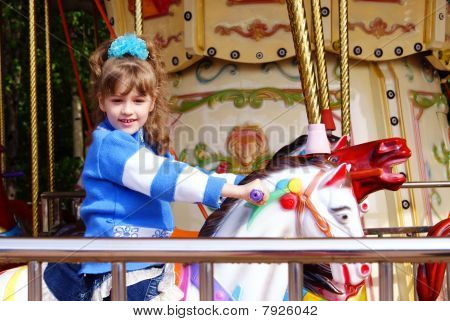 The child on an attraction