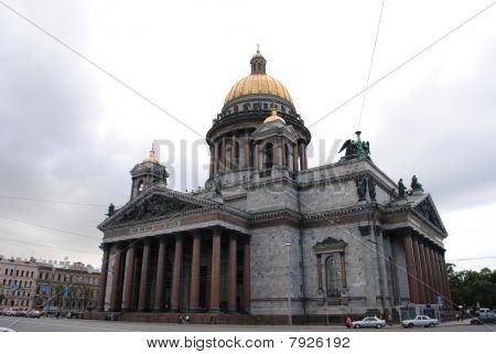 Catedral de Saint Isaakija Dalmatsky
