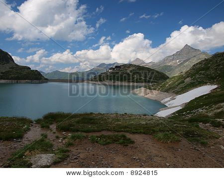 Weissee Alpine sø i Alperne