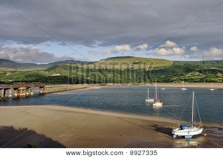 Boote im Hafen von Barmouth