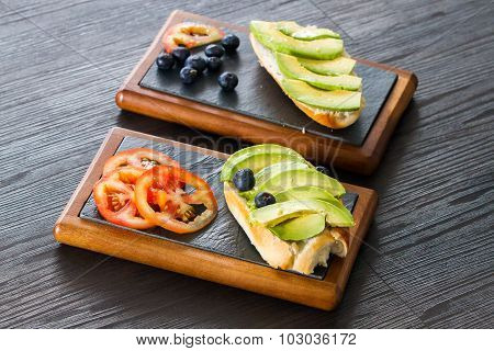 Avocado sandwhich