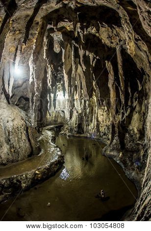 Beautiful Lod cave in Sappong