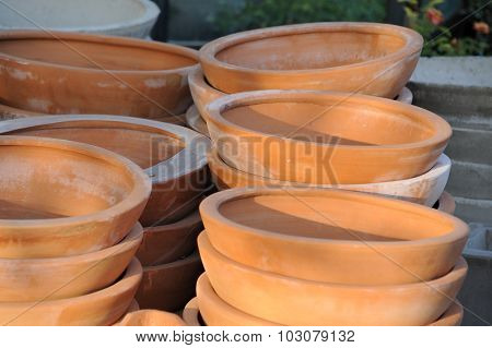 ceramic pot