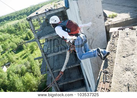 Extreme sports Ropejumping