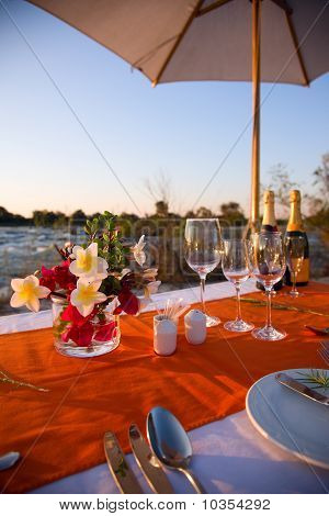 Dîner coucher de soleil