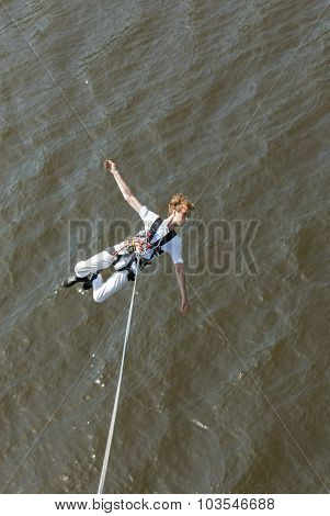 Extreme ropejumping