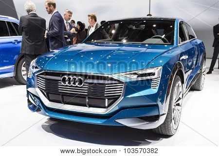 2016 Audi e-tron quattro concept