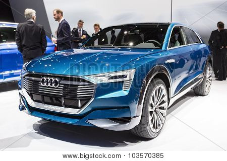 2016 Audi e-tron quattro concept