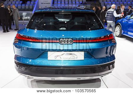 2016 Audi e-tron quattro concept