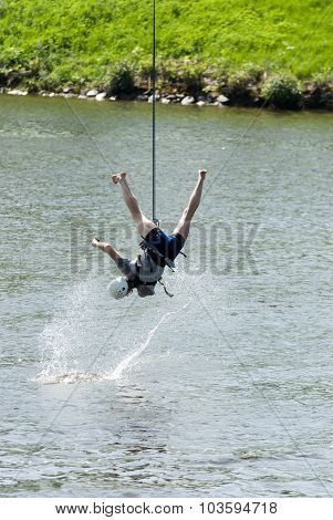 Extreme ropejumping