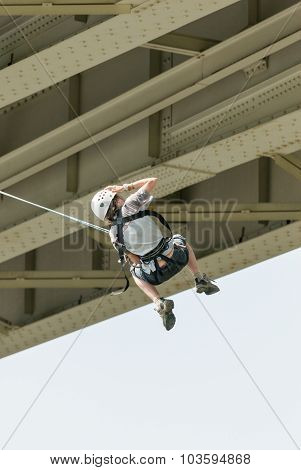Extreme ropejumping