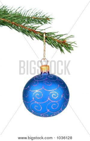 Decorazione di Natale appeso su un albero