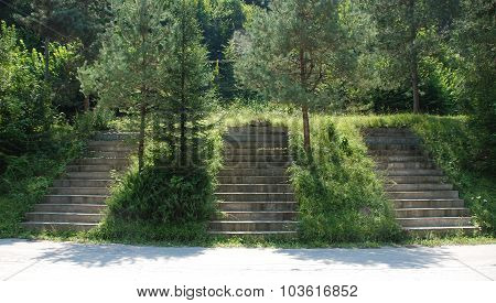 Living Wall Monument