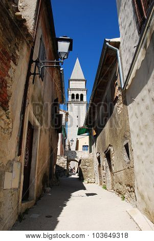 Street In Pican