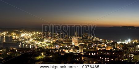 Vladivostok centrum ved solnedgang