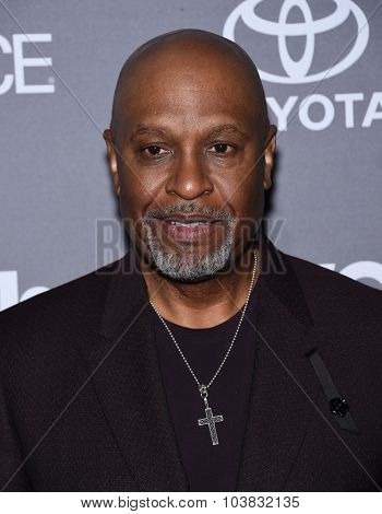 LOS ANGELES - SEP 26:  James Pickens Jr. arrives to the TGIT Premiere Red Carpet Event  on September 26, 2015 in Hollywood, CA.                