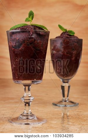 Acai Pulp In Glass With Fresh Mint