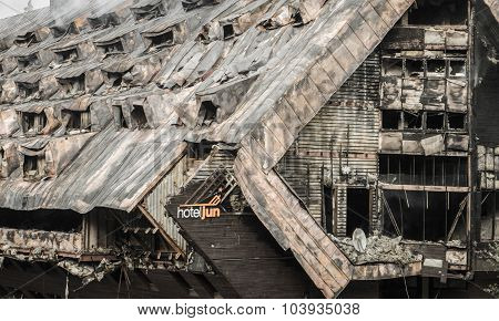 Burnt Hotel Junior, Slovakia