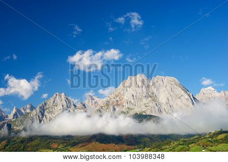 Peaks in Lescun Cirque. On the right Billare Peaks. Aspe Valley, Pyrenees, France.