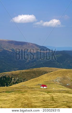 Abandonned cabin in the mountains