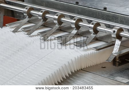 Equipment For The Production Of Filters For Cars