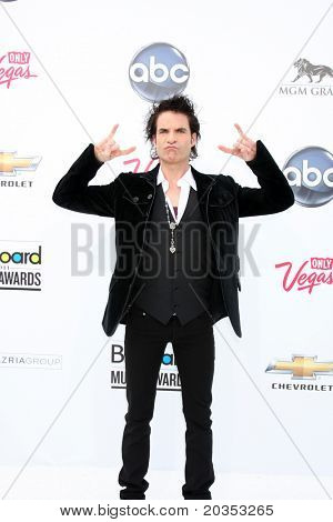 LAS VEGAS - 22 de maio: Pat Monahan chegando no Billboard Music Awards de 2011, no MGM Grand Garden são