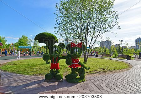 Khimki, Russia - May 30.2017. sculpture of mice in the park Eco shore