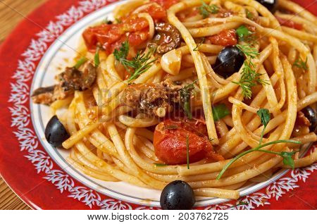 Spaghetti Alla Puttanesca