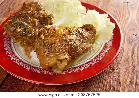 Pintade rotie - Chicken with spice , close up