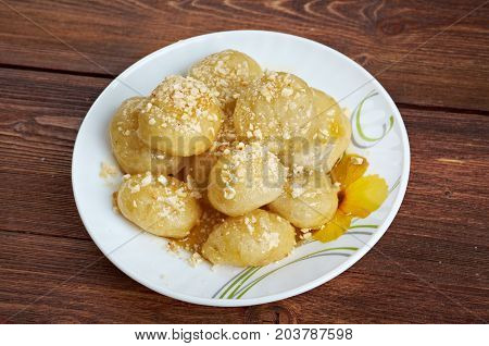 Loukoumades