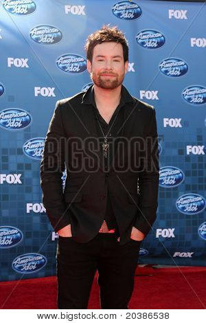 LOS ANGELES - 25 Mai: David Cook Ankunft 2011 American Idol Finale im Nokia Theater im LA L