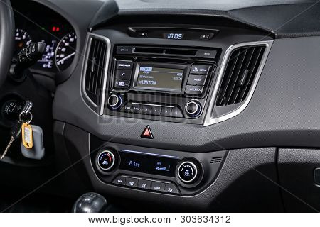 Novosibirsk, Russia - May 28, 2019: Hyandai Creta, Close-up Of The Dashboard, Adjustment Of The Blow