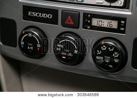 Novosibirsk, Russia - May 28, 2019:  Suzuki Vitara, Close-up Of The Dashboard, Adjustment Of The Blo