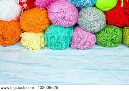 Knitting Yarn , Bright Colors Of Knitting Threads  .