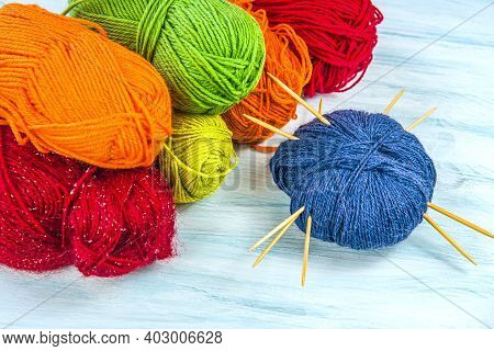 Knitting Yarn , Bright Colors Of Knitting Threads  .