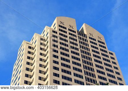 Sacramento, Usa - April 10, 2014: Wells Fargo Center Building In Sacramento. Its Tenants Are: Cohnre