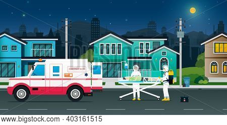 The Medical Unit Brought An Ambulance To Pick Up Covit-19 Patients At Home.