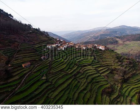 Aerial Panorama Of Green Agriculture Farming Terraces Old Remote Rural Mountain Village Town Padrao 