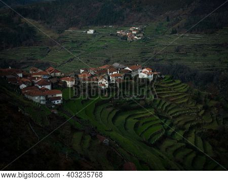Aerial Panorama Of Green Agriculture Farming Terraces Old Remote Rural Mountain Village Town Padrao 