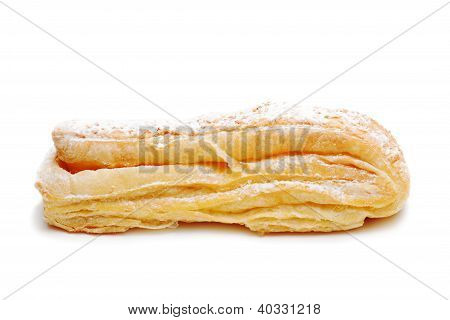Rotolo di pasta sfoglia fresca isolata On White Background