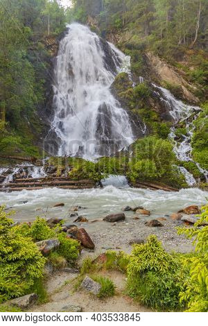 Schleierwasserfall near Kails am Grosglockner, High Tauern, Austria