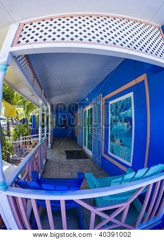 Pittoresco portico Carribean