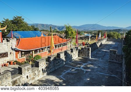 Santichon Village The Famous Travel Destinations In Pai.