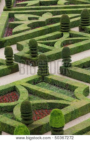 Splendid decorative gardens at castles in France