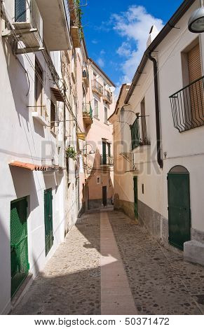 Alleyway. Rodi Garganico. Puglia. Italy.