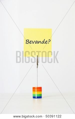 Sticky notepaper with Italian text 