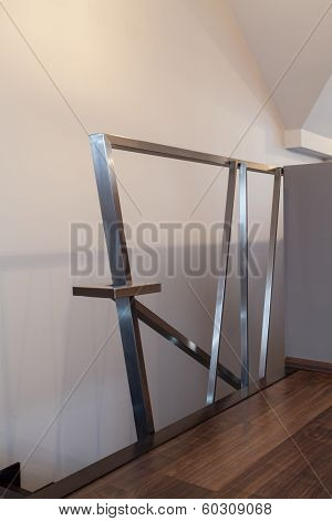 Ruby House - Modern Banister