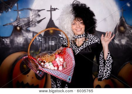 Halloween Lady Cruella De Vil