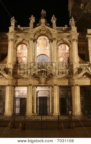 Rom - baslica Santa Maria Magiore - facade i nihgt
